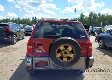 2005 Toyota Rav4 from USA, damaged, VIN JTEHD20VX50075709